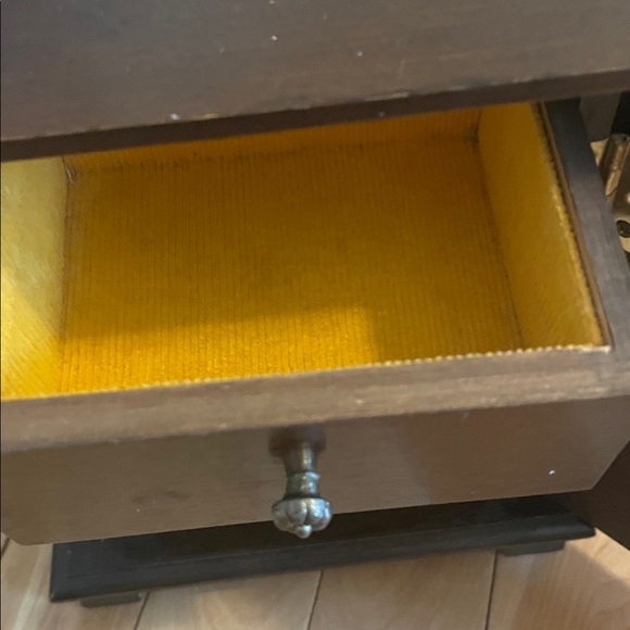 v i n t a g e :: Ornate antique Wooden Cabinet jewelry box - Picture 4 of 11